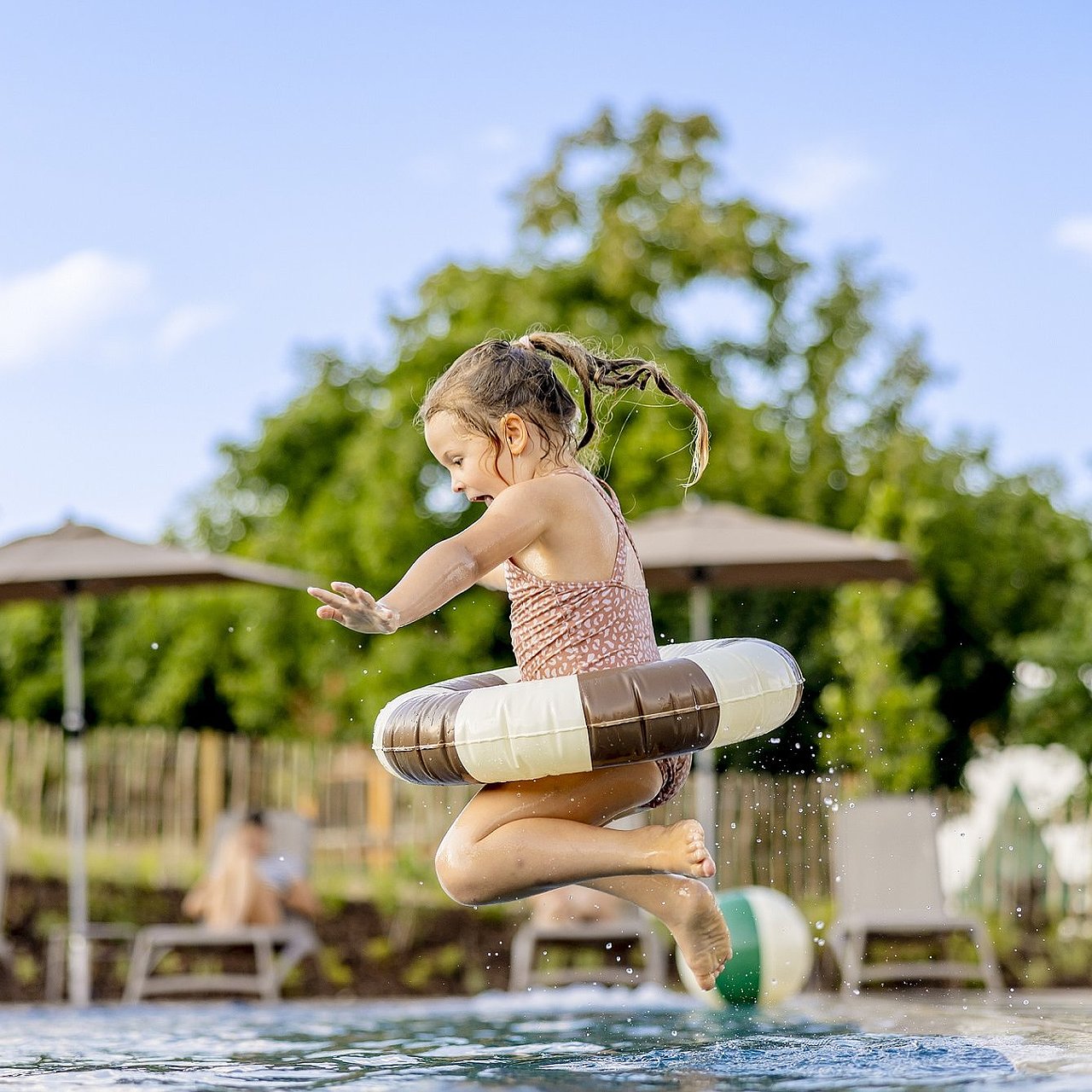 Ferienhof Hardthöhe- Urlaub auf dem Bauernhof, Sprung