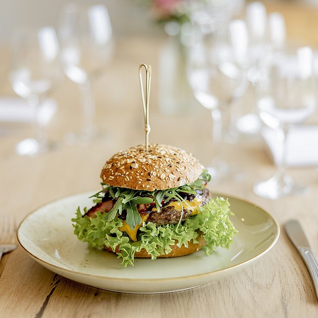 Ferienhof Hardthöhe - Urlaub auf dem Bauernhof, farmBURGER