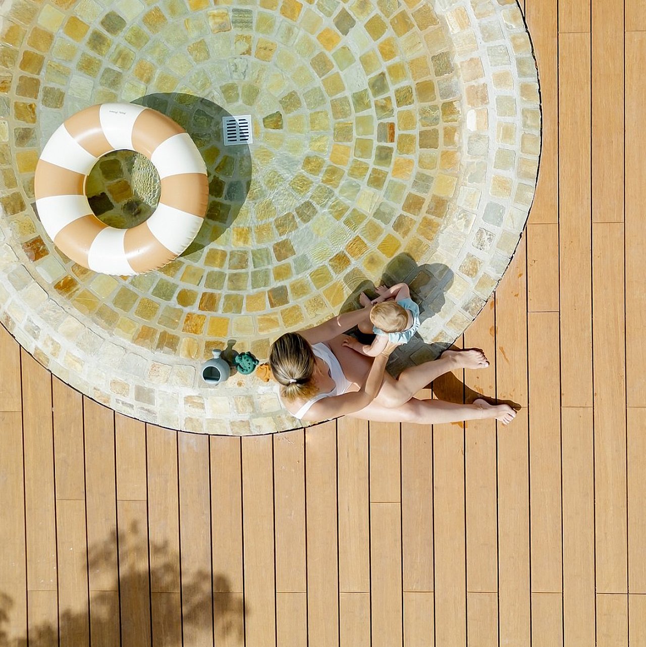 Ferienhof Hardthöhe- Urlaub auf dem Bauernhof, Babypool