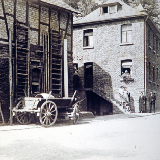 Ferienhof Hardthöhe - Urlaub auf dem Bauernhof, Haus Engehöll